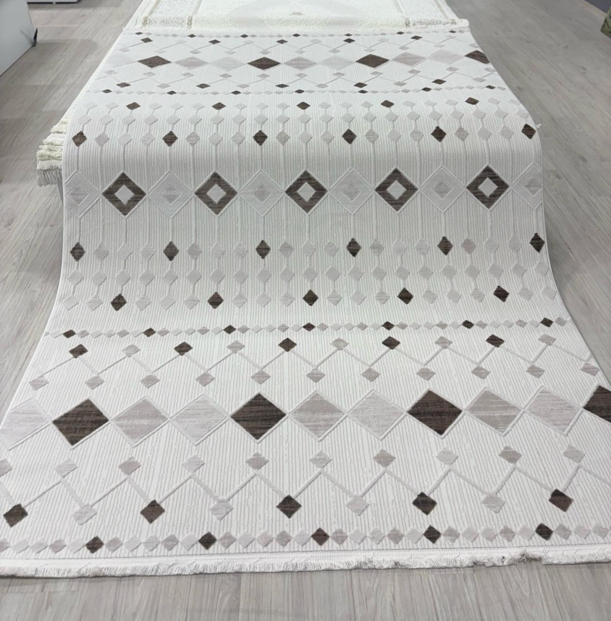 4 Mevsim Akrilik Halı 9483 Bej